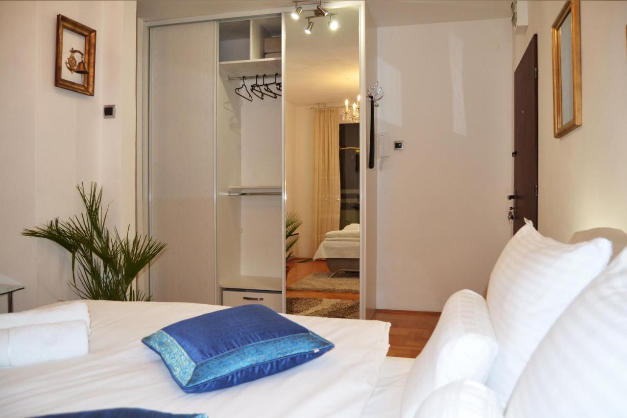 Apartment Crystal Banja Luka Buitenkant foto