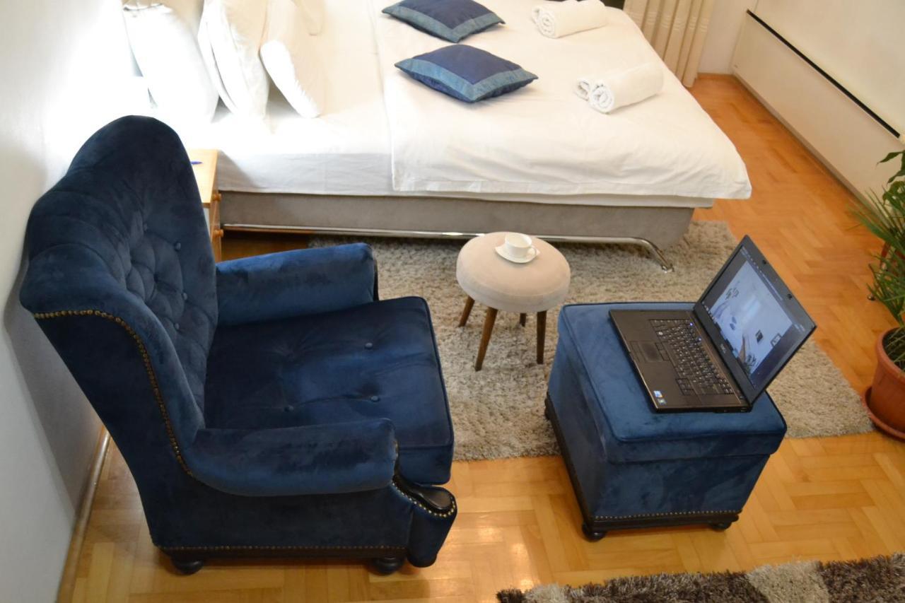 Apartment Crystal Banja Luka Buitenkant foto
